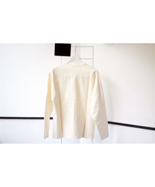 n100(エヌワンハンドレッド)の「IRLY(Tシャツ/カットソー・レディース・その他)」の2枚目の写真