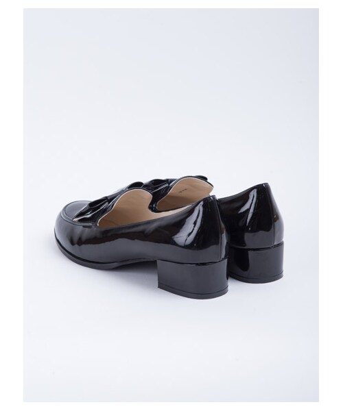 TITTY&CO.（ティティーアンドコー）の「フロントリボンローファー（シューズ・レディース・ホワイト/ブラック/ピンク/インディゴ・S/M/L）」の6枚目の写真