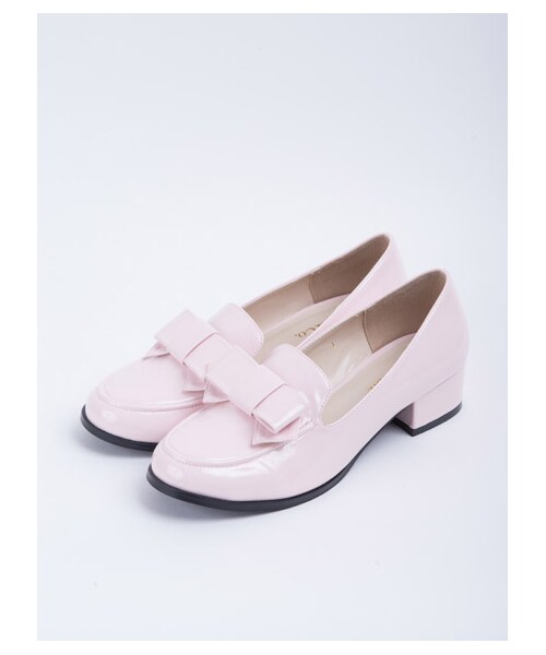 TITTY&CO.（ティティーアンドコー）の「フロントリボンローファー（シューズ・レディース・ホワイト/ブラック/ピンク/インディゴ・S/M/L）」の4枚目の写真