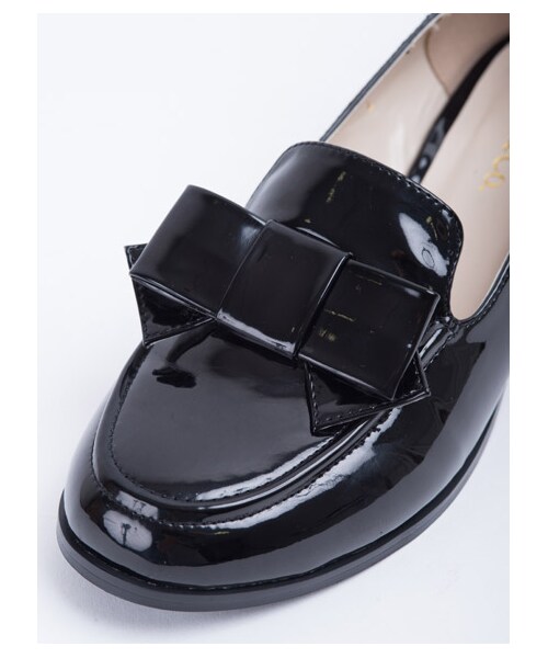 TITTY&CO.（ティティーアンドコー）の「フロントリボンローファー（シューズ・レディース・ホワイト/ブラック/ピンク/インディゴ・S/M/L）」の8枚目の写真