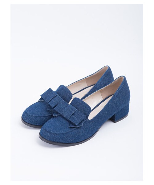 TITTY&CO.（ティティーアンドコー）の「フロントリボンローファー（シューズ・レディース・ホワイト/ブラック/ピンク/インディゴ・S/M/L）」の3枚目の写真