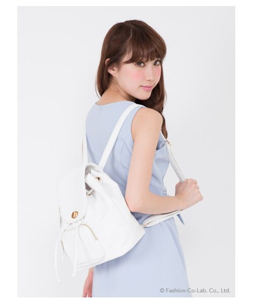 TITTY&CO.(ティティーアンドコー)の「コンパクトリュック(財布/小物・レディース・オフホワイト/ライトブルー/ピンク・F)」の1枚目の写真