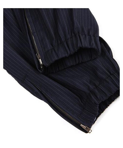 plain-me（プレインミー）の「條紋拉鍊縮口長褲（パンツ・メンズ・深藍・S/M/L）」の4枚目の写真