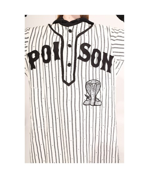 KTZ（ケイティーゼット）の「Poison Embroidered Long Baseball Shirt（トップス・レディース・White & Black・XS）」の9枚目の写真