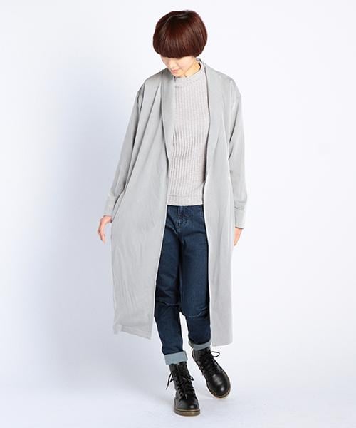 DOUBLE NAME(ダブルネーム)の「ベルト付きロングガウン風コート(ジャケット/アウター・レディース・ブラック/カーキ/グレー・FREE)」の2枚目の写真