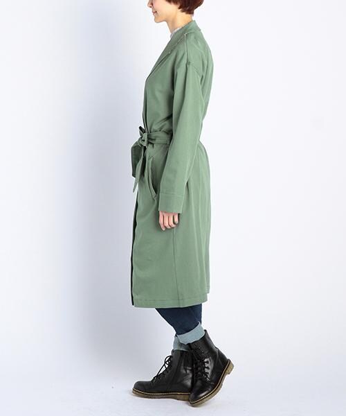 DOUBLE NAME(ダブルネーム)の「ベルト付きロングガウン風コート(ジャケット/アウター・レディース・ブラック/カーキ/グレー・FREE)」の4枚目の写真