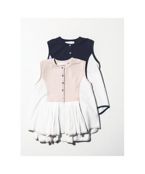 31 Sons de mode（トランテアン　ソン　ドゥ　モード）の「【ローラ着用アイテム】リップル布帛切替フレアノースリーブプルオーバー《予約アイテム》（Tシャツ・カットソー・レディース・オフホワイト/ネイビー/ベージュ・３６）」の4枚目の写真