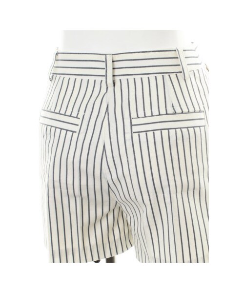 31 Sons de mode（トランテアン　ソン　ドゥ　モード）の「【ローラ着用アイテム】ヘリンボンストライプショートパンツ（パンツ・レディース・オフホワイト/ネイビー・３６/３８）」の7枚目の写真