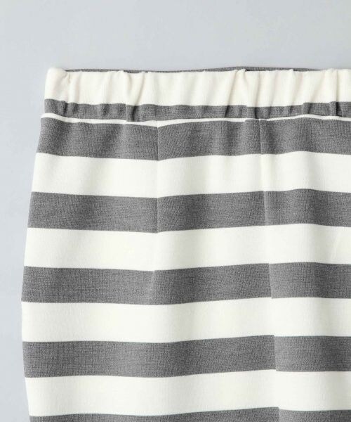 JEANASIS（ジーナシス）の「【先行予約】リベットカットタイトスカート（スカート・レディース・グレー×ホワイト/グリーン系カモフラ/ネイビー・FREE）」の8枚目の写真