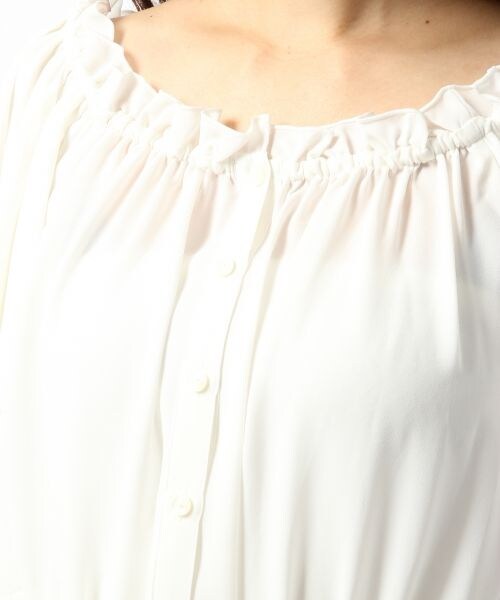 Heather（ヘザー）の「【通常販売スタート】シフォンオフショルブラウス（トップス・レディース・ホワイト/ギンガムチェック（モノトーン）/ギンガムチェック（レッド）/ライトイエロー/ネイビー・FREE）」の8枚目の写真