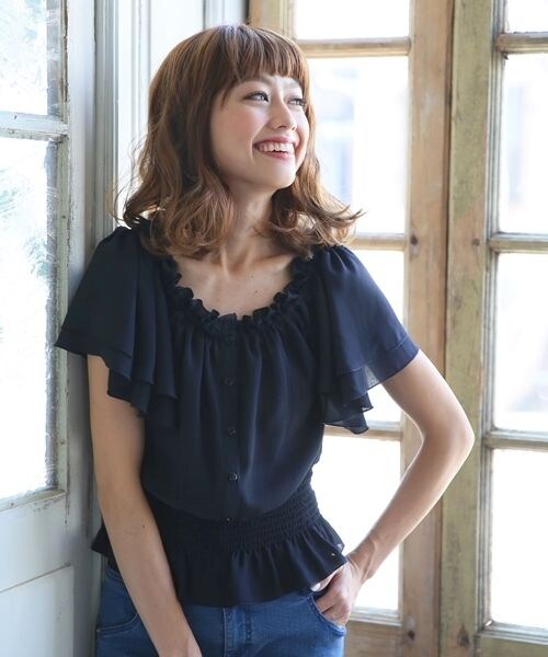 Heather（ヘザー）の「【通常販売スタート】シフォンオフショルブラウス（トップス・レディース・ホワイト/ギンガムチェック（モノトーン）/ギンガムチェック（レッド）/ライトイエロー/ネイビー・FREE）」の3枚目の写真