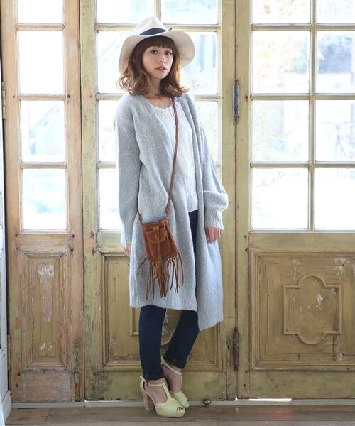 Heather（ヘザー）の「【通常販売スタート】シフォンオフショルブラウス（トップス・レディース・ホワイト/ギンガムチェック（モノトーン）/ギンガムチェック（レッド）/ライトイエロー/ネイビー・FREE）」の13枚目の写真