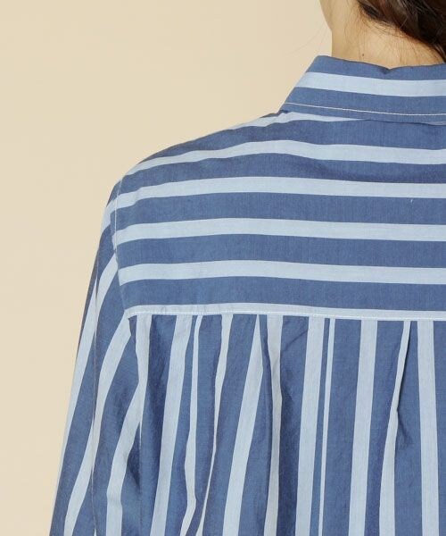 BABYLONE（バビロン）の「タイプライターストライプシャツ（トップス・レディース・ﾌﾞﾙｰ・38）」の11枚目の写真