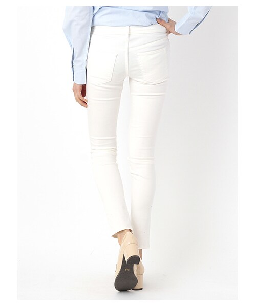 earth music&ecology（アースミュージックアンドエコロジー）の「【スキスキスキニー】カラースキニーパンツ（パンツ・レディース・オフホワイト/グレー/ブラック/ベージュ/ライトイエロー/ミント/カーキ/ターコイズブルー/ネイビー/ダークブル・XS/S/M/L）」の3枚目の写真