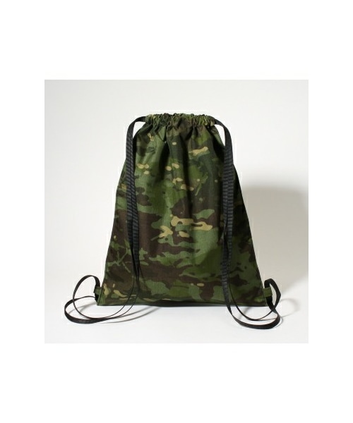 journalstandard relume 別注バックパック 大人のバックパック】別注「黒×グレー」がおしゃれ！ アウトドア