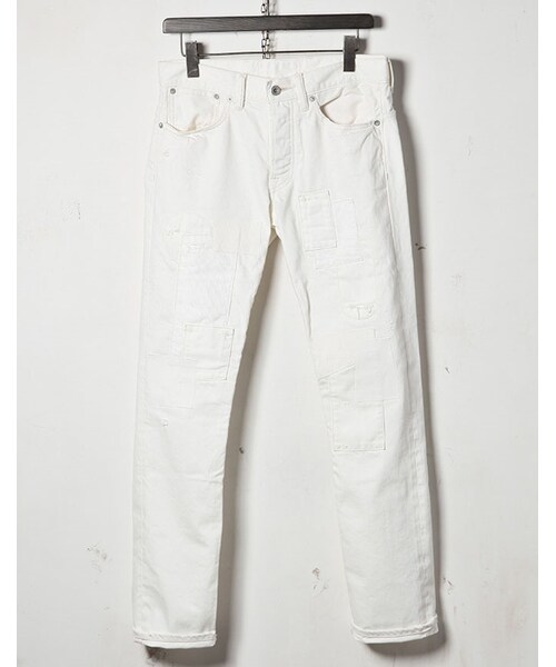 MR.OLIVE(ミスターオリーブ)の「MR.OLIVE SUPIMA WHITE SALVAGE DENIM / POUCH WORK REMAKE TAPERED SLIM JEANS(パンツ・メンズ・ホワイト・29in/30in/31in/32in)」の2枚目の写真