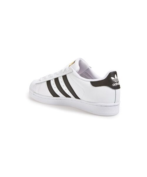 adidas(アディダス)の「adidas 'Superstar' Sneaker (Women)(スニーカー・レディース・White/ Black・10 M/6.5 M/7.5 M/10.5 M/5 M/11 M/7 M/9 M/8 M/8.5 M/9.5 M/6 M/5.5 M)」の4枚目の写真