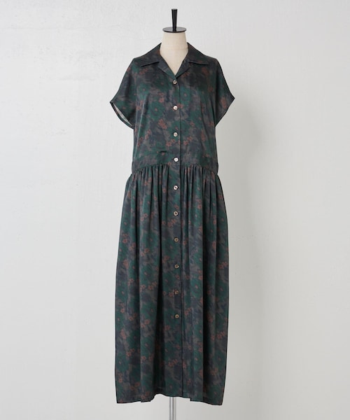 BEARDSLEY（ビアズリー）の「《HiROMITHiSTLE》シャツワンピース 