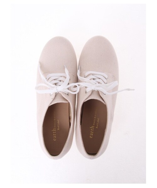 earth music&ecology（アースミュージックアンドエコロジー）の「レースアップ厚底キャンバスシューズ（パンプス・レディース・アイボリー/ブラック/ライトイエロー・22.5cm/23cm/23.5cm/24cm/24.5cm）」の4枚目の写真