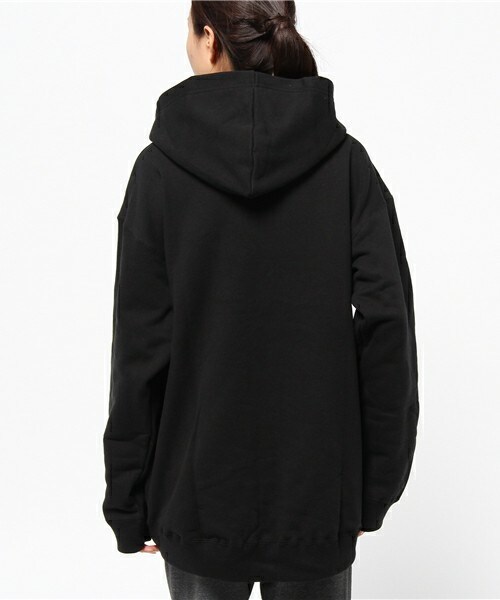 603（ロクマルサン）の「603 度詰め裏毛フードBIGパーカー（スウェット・レディース・ホワイト/ブラック・FREE）」の5枚目の写真