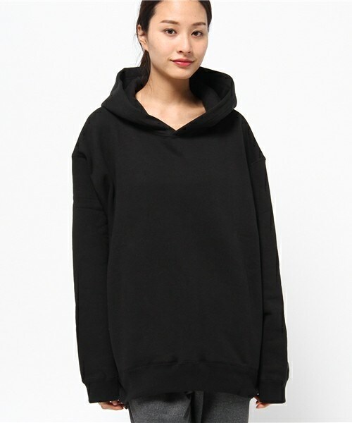 603（ロクマルサン）の「603 度詰め裏毛フードBIGパーカー（スウェット・レディース・ホワイト/ブラック・FREE）」の3枚目の写真