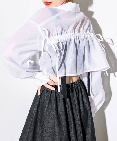 OLIVE des OLIVE(オリーブデオリーブ)の「後ろリボンクロップドシャツ(トップス・レディース・オフホワイト/サックスブルー/チェック・FREE)」の1枚目の写真