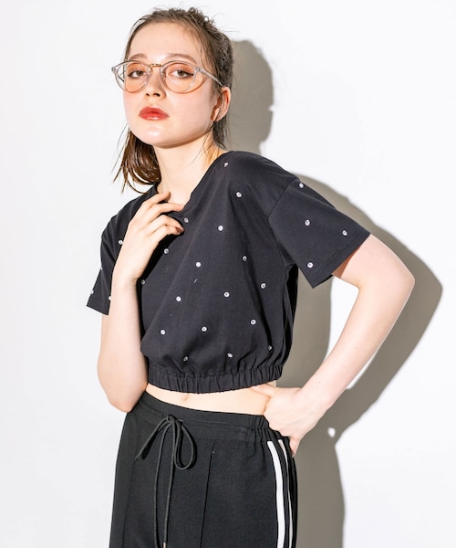 OLIVE des OLIVE(オリーブデオリーブ)の「キラキラTシャツ(Tシャツ/カットソー・レディース・オフホワイト/ピンク/ブラック・FREE)」の2枚目の写真