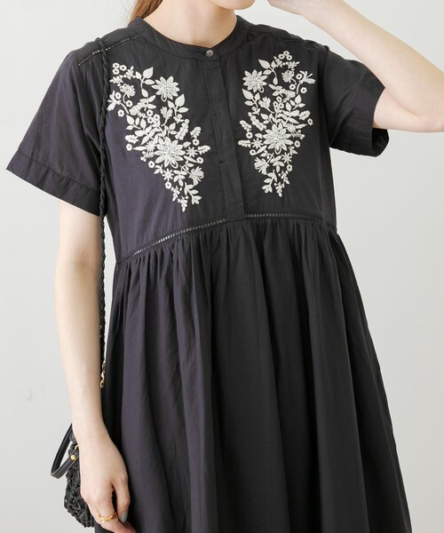 URBAN RESEARCH Sonny Label（アーバンリサーチサニーレーベル）の「エアリーコットンエンブロイダリーワンピース（ワンピース/ドレス・レディース・スミレ/ブラック/ピスタチオ・FREE）」の3枚目の写真