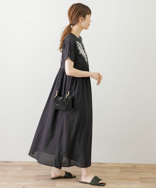 URBAN RESEARCH Sonny Label（アーバンリサーチサニーレーベル）の「エアリーコットンエンブロイダリーワンピース（ワンピース/ドレス・レディース・スミレ/ブラック/ピスタチオ・FREE）」の11枚目の写真
