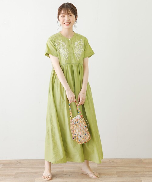 URBAN RESEARCH Sonny Label（アーバンリサーチサニーレーベル）の「エアリーコットンエンブロイダリーワンピース（ワンピース/ドレス・レディース・スミレ/ブラック/ピスタチオ・FREE）」の22枚目の写真