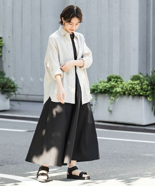 URBAN RESEARCH(アーバンリサーチ)の「撥水綿ナイロンティアードテントワンピース(ワンピース/ドレス・レディース・TURQUOISE/BLACK/MOCHA・FREE)」の12枚目の写真