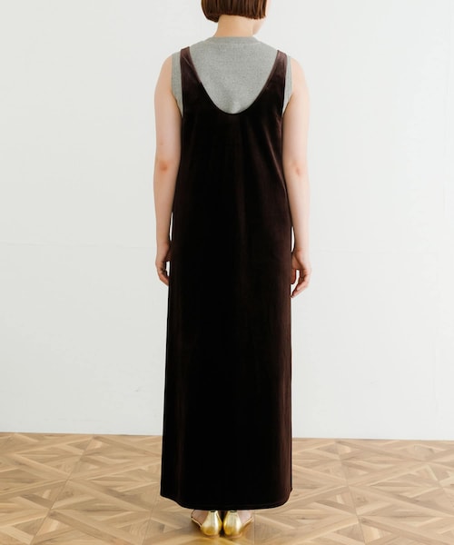 URBAN RESEARCH(アーバンリサーチ)の「ベロアジャンパーワンピース(ワンピース/ドレス・レディース・BLUEGRAY/D.BROWN・FREE)」の11枚目の写真