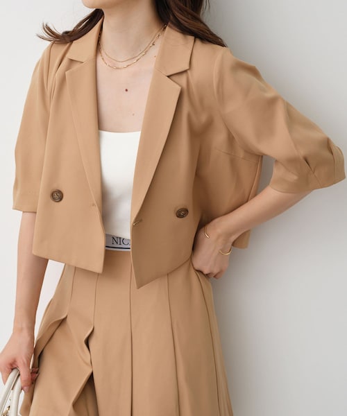 one after another NICE CLAUP（ワンアフターアナザーナイスクラップ）の「セットアップで着られる/半袖ジャケット（テーラードジャケット・レディース・アイボリー/ベージュ/グレー/ブラック・0）」の4枚目の写真