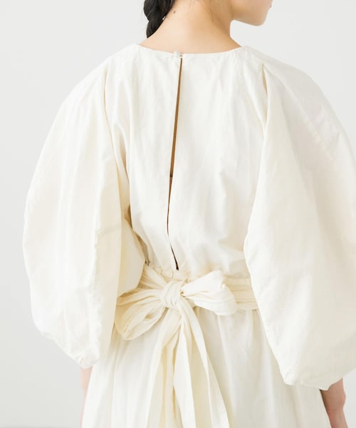 The dress attachable a wall コズミックワンダー 本 The dress attachable a wall / コズミック ワンダー - メルカリ
