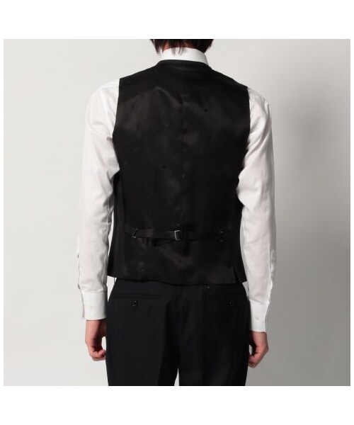 TAKEO KIKUCHI（タケオキクチ）の「ドーメル84シャドーストライプドレスベスト（スーツベスト・メンズ・ブラック・S/M/L/LL）」の4枚目の写真