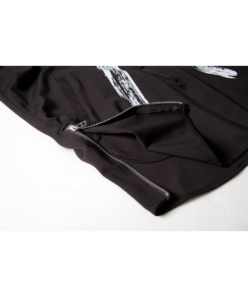 Slightly Numb（スライトリーナム）の「NO MERCY SHIRT（トップス・White/Black・01/02/03）」の4枚目の写真