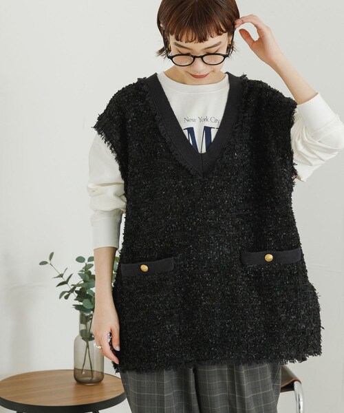 URBAN RESEARCH(アーバンリサーチ)の「ツイードニットベスト(トップス・レディース・BLACK/IVORY・FREE)」の8枚目の写真