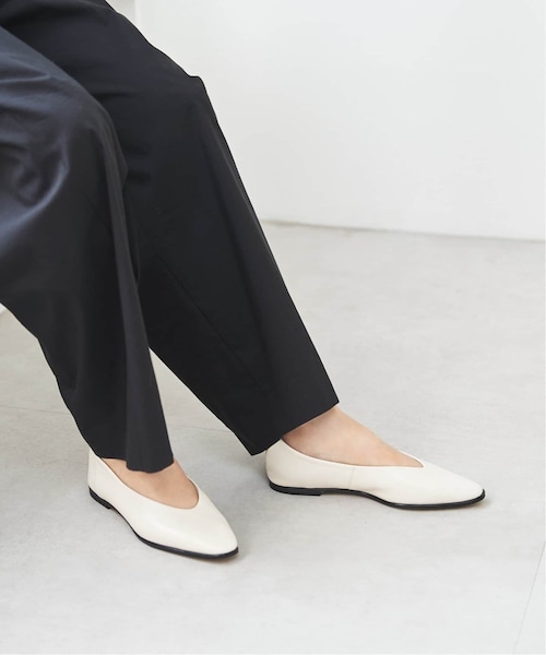 LE TALON（ルタロン）の「《予約》レザーUカットフラット