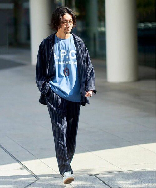 EDIFICE(エディフィス)の「《追加予約》【A.P.C. / アーペーセー】別注 オーバーサイズ ロゴプリント Tシャツ(その他・ブラック/S/M/L/XL)」の14枚目の写真