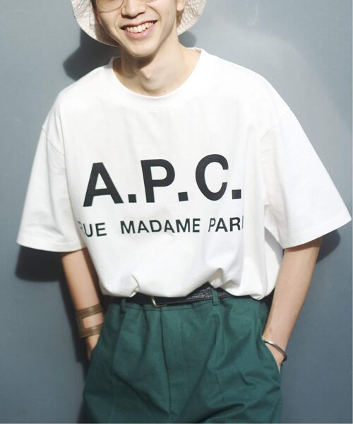 EDIFICE(エディフィス)の「《追加予約》【A.P.C. / アーペーセー】別注 オーバーサイズ ロゴプリント Tシャツ(その他・ブラック/S/M/L/XL)」の3枚目の写真