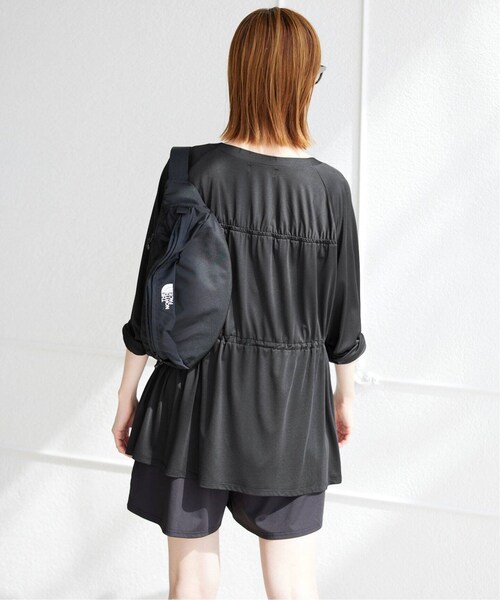 SLOBE IENA(スローブイエナ)の「ギャザーラッシュガード(その他・ブラック/フリー)」の8枚目の写真