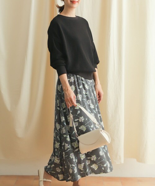 URBAN RESEARCH DOORS（アーバンリサーチドアーズ）の「レーヨン花柄スカート（スカート・レディース・CHARCOAL/BROWN・M）」の9枚目の写真