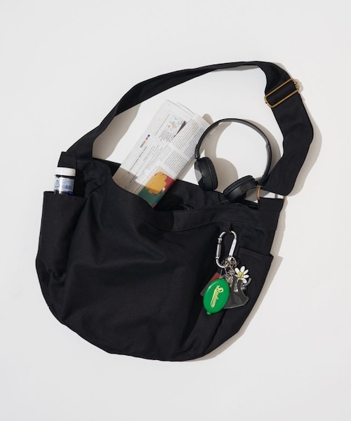 FREAK'S STORE（フリークスストア）の「キャンバス ニュースペーパー