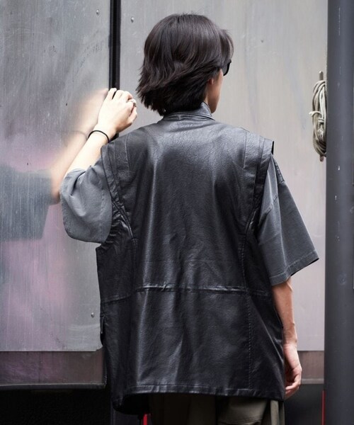 FREAK'S STORE（フリークスストア）の「M65 フェイクレザーベスト（ジャケット/アウター・メンズ・ブラック/ブラウン・M）」の4枚目の写真