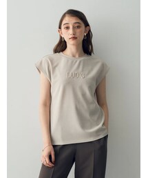 YECCA VECCA | エンボスロゴTee(トップス)