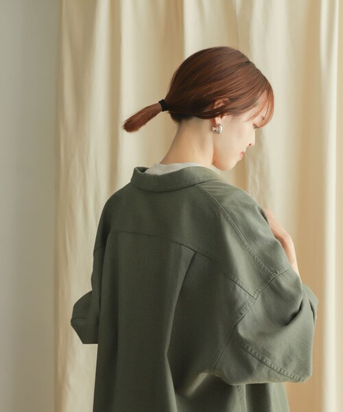 URBAN RESEARCH DOORS（アーバンリサーチドアーズ）の「コットンツイルドルマンジャケット（ジャケット/アウター・レディース・NATURAL/KHAKI・M）」の16枚目の写真