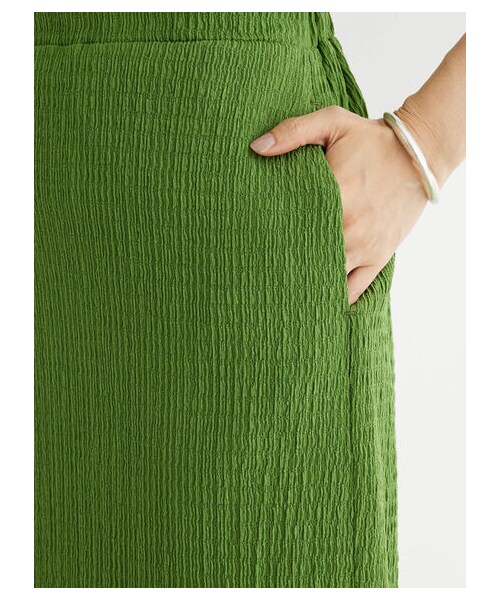 Green　Parks（グリーンパークス）の「ふくれJQ Iラインスカート（スカート・ブラック/ダークブラウン/グリーン・F）」の7枚目の写真