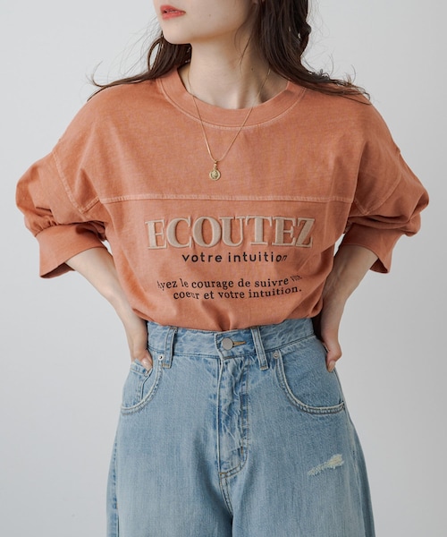 PUAL CE CIN（ピュアルセシン）の「【2023AW・WEB限定】シリコン刺繍Tシャツ（Tシャツ/カットソー・レディース・ベージュ/イエロー/オレンジ/チャコールグレー・FREE）」の4枚目の写真