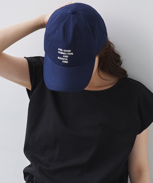 PUAL CE CIN(ピュアルセシン)の「【F&B】ロゴ刺繍キャップ(キャップ・レディース・アイボリー/ネイビー・FREE)」の2枚目の写真