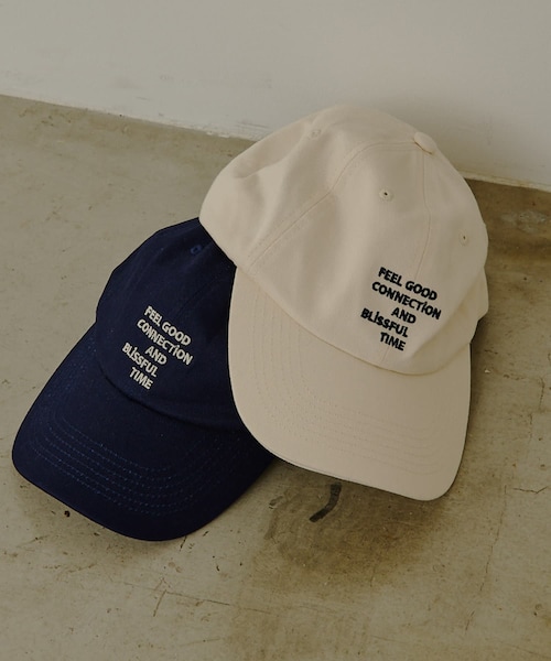 PUAL CE CIN(ピュアルセシン)の「【F&B】ロゴ刺繍キャップ(キャップ・レディース・アイボリー/ネイビー・FREE)」の1枚目の写真